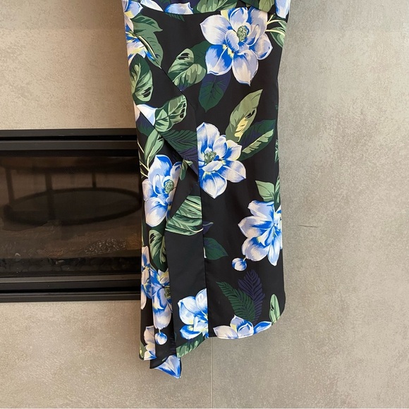 Banana Republic Black Strappy Blue Floral Asymmetrical Dress, Size 6 Petite - Picture 7 of 14